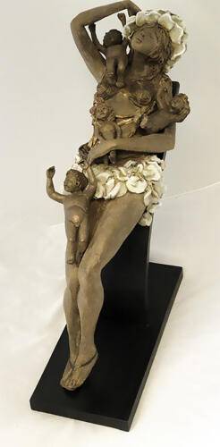 Lady Madonna, Sculpture
