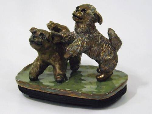 Young Shi Shi Sculpture 