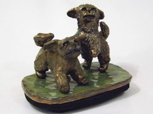 Young Shi Shi Sculpture